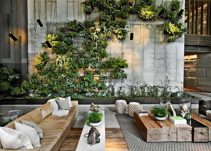 Premier New York Williamsburg Hotels