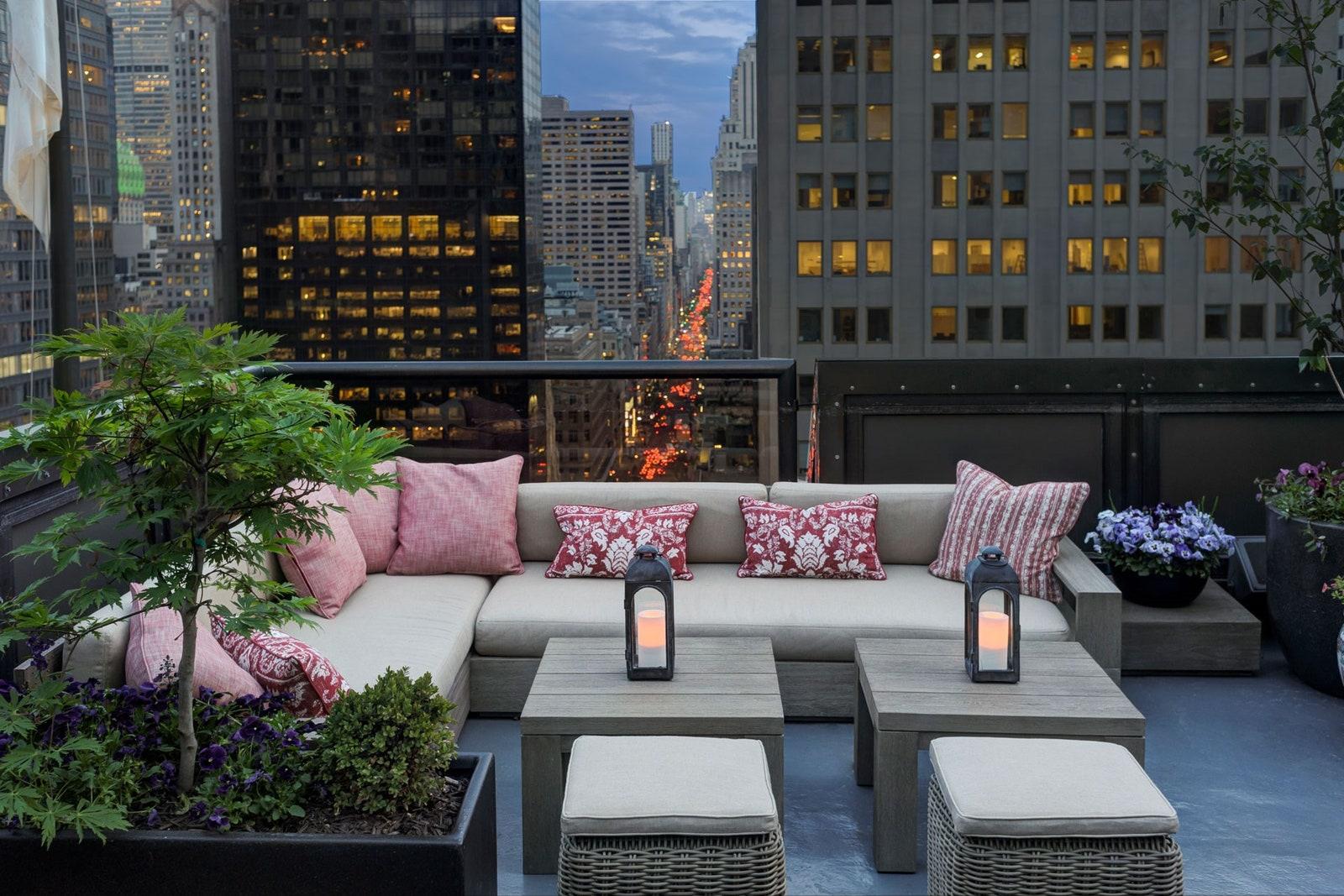 Salon de Ning at The Peninsula New York